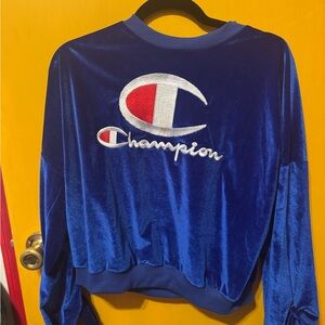 Women soft champion long sleeve sweater blue size L NEW